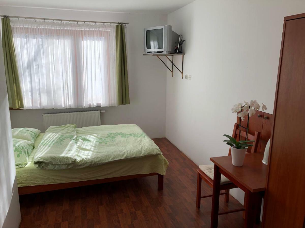 Amber Marlena Homestay